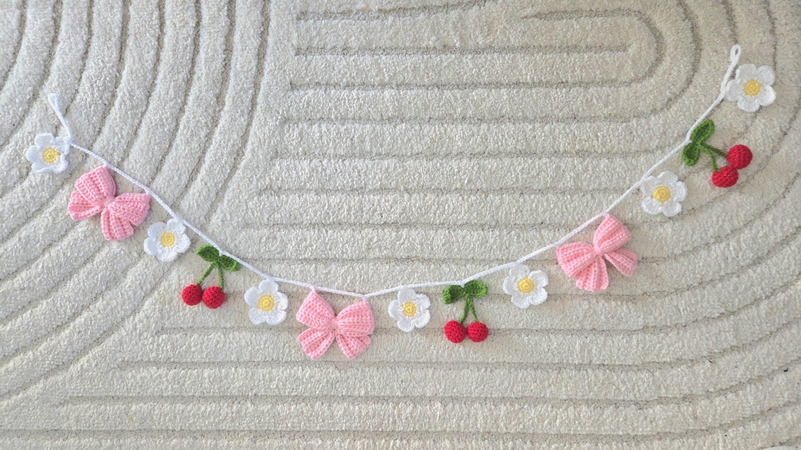 Guirlande Cerises & Nœuds